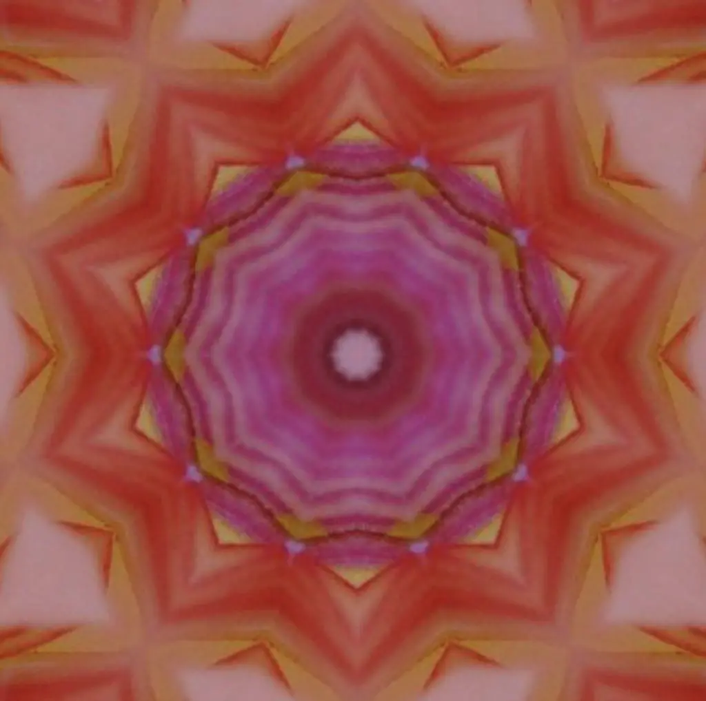 Kaleidoscope 3 4B5033D0 4ABB 429E 9263 BC0ABC87D221