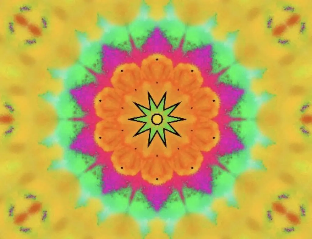 Kaleidoscope 8 C7DF3F8F D060 446C 91F5 375A37A74DBE
